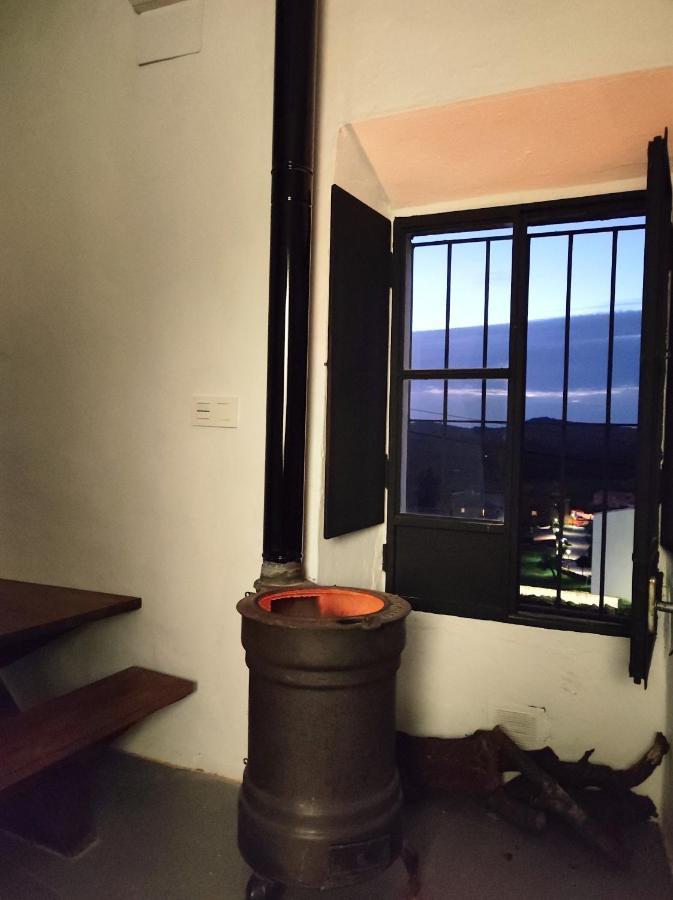 Willa La Martela De Fuentes Casa De Diseno Rural Fuentes de León Zewnętrze zdjęcie