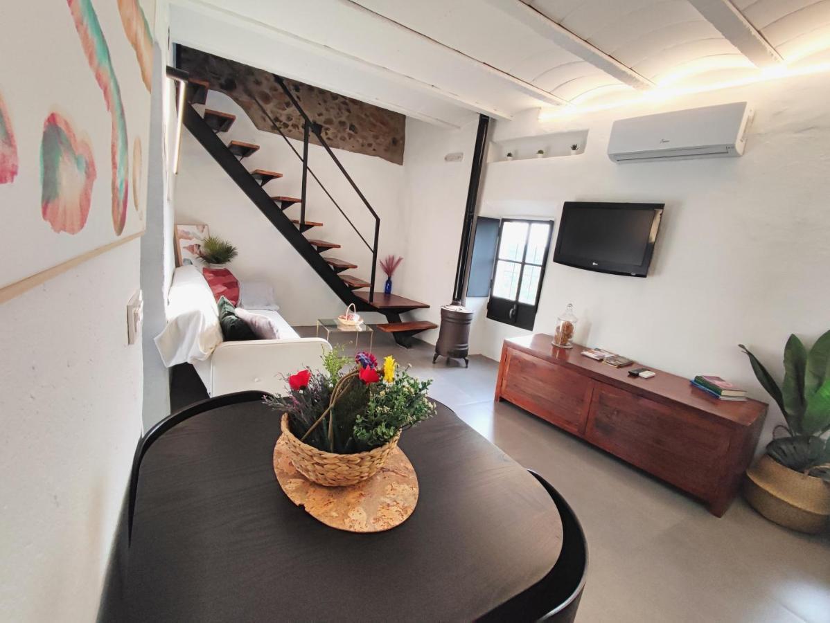 Willa La Martela De Fuentes Casa De Diseno Rural Fuentes de León Zewnętrze zdjęcie