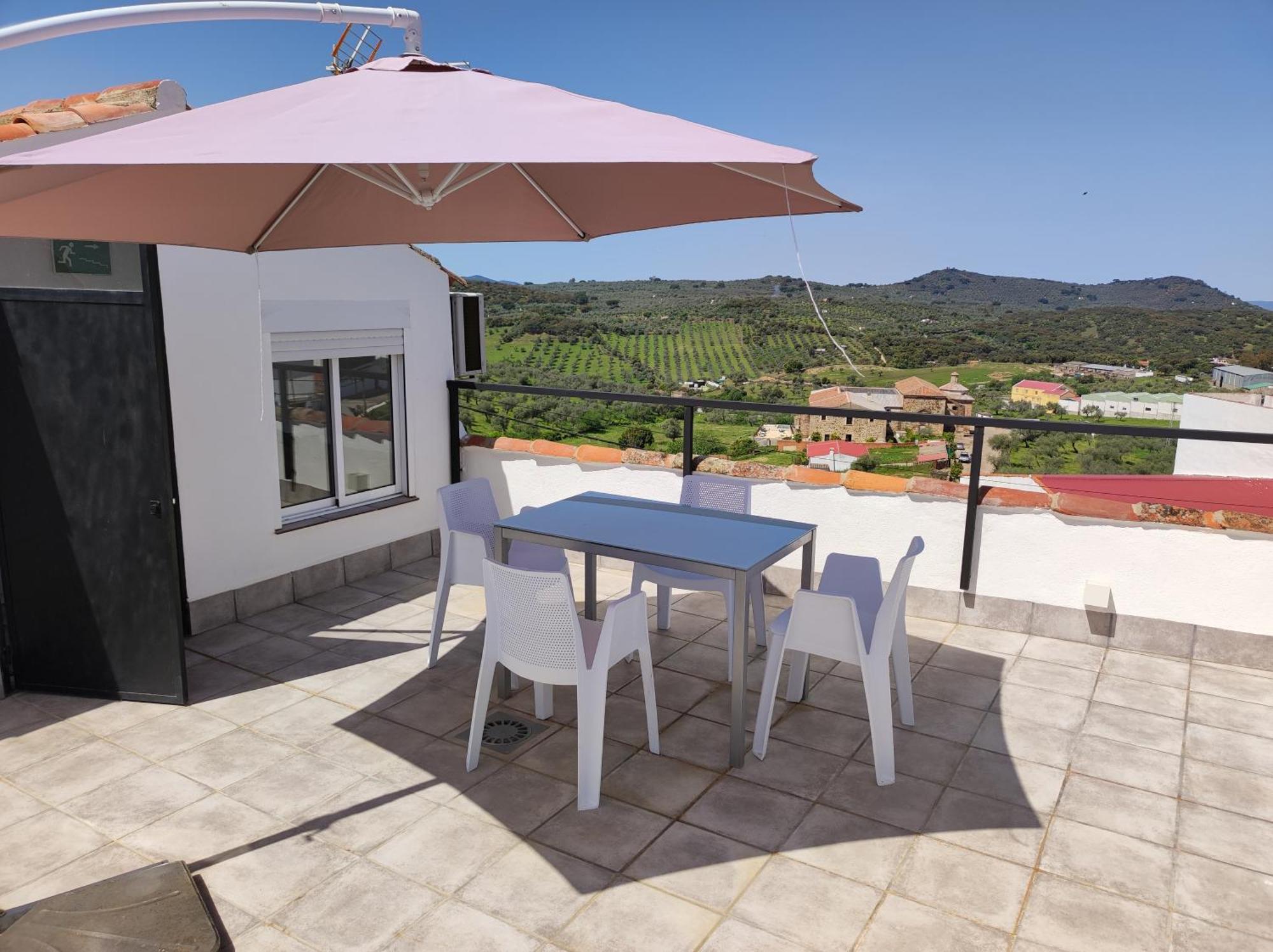 Willa La Martela De Fuentes Casa De Diseno Rural Fuentes de León Zewnętrze zdjęcie